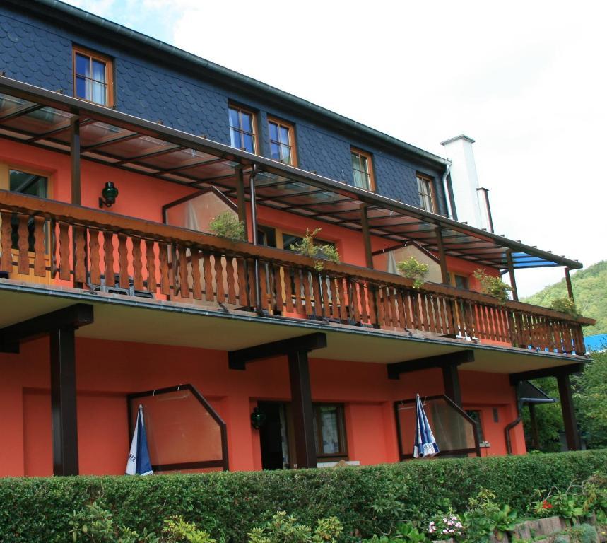 Camping De L'Our Appartements Вианден Экстерьер фото